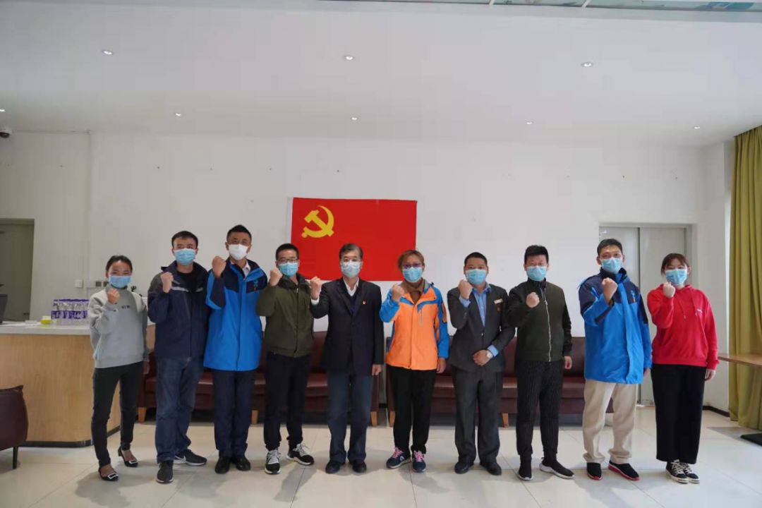 榜樣力量 | 抗擊疫情，置業黨員在行動